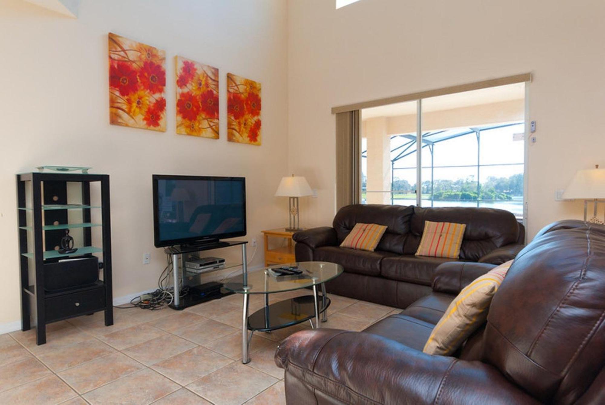 5 Bedroom Platinum Home With Games Room And Spa