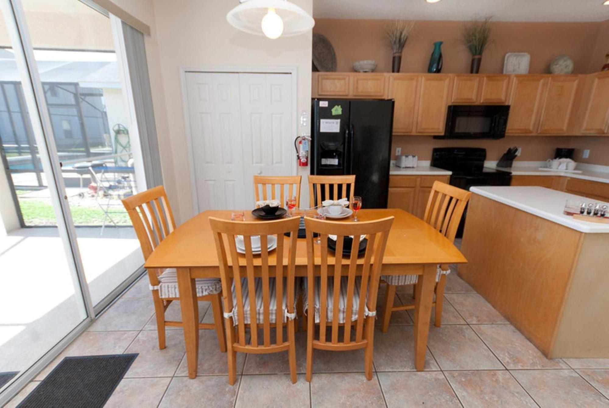 5 Bedroom Platinum Home With Games Room And Spa Villa